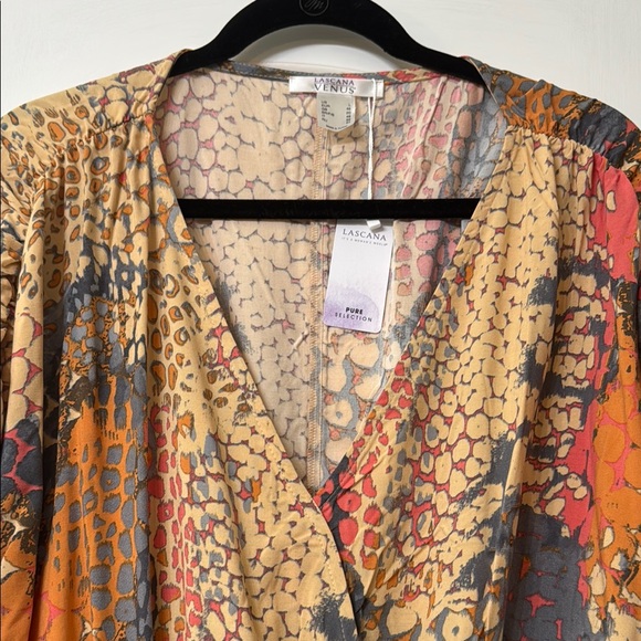 Multicolor Women's Top - Picture 3 of 9